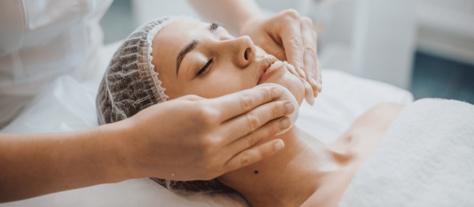 Ultimate Guide to Choosing the Right Facial Treatment for Your Skin